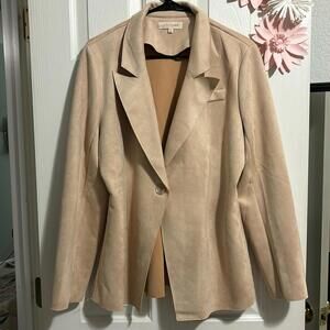 Solitaire XL caramel brown faux suede short button jacket coat- so Soft!